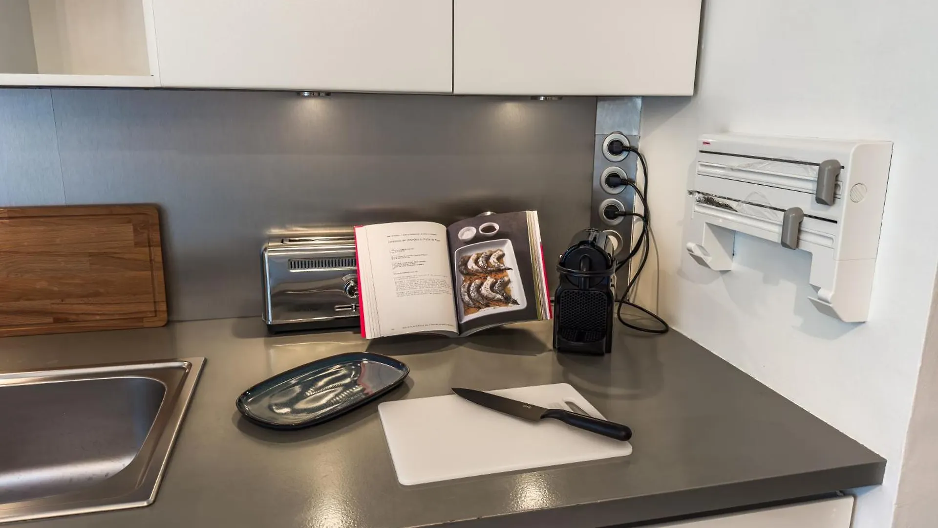 Apartment Penbed - Concorde Champs Elysees- 3 Pieces Paris